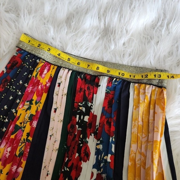 Anthropologie mixed print floral pleated boho elegant midi satin silk skirt - Picture 6 of 12